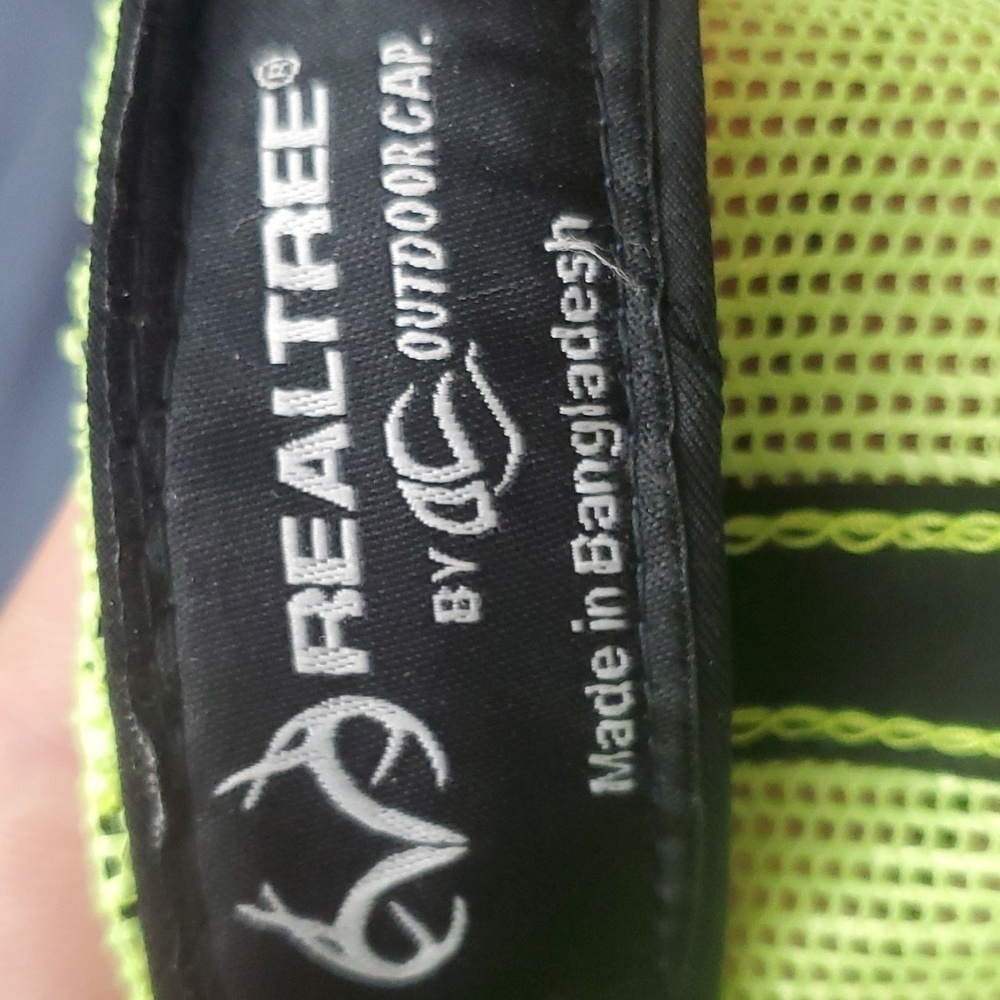 Realtree cap hat - Picture 4 of 4